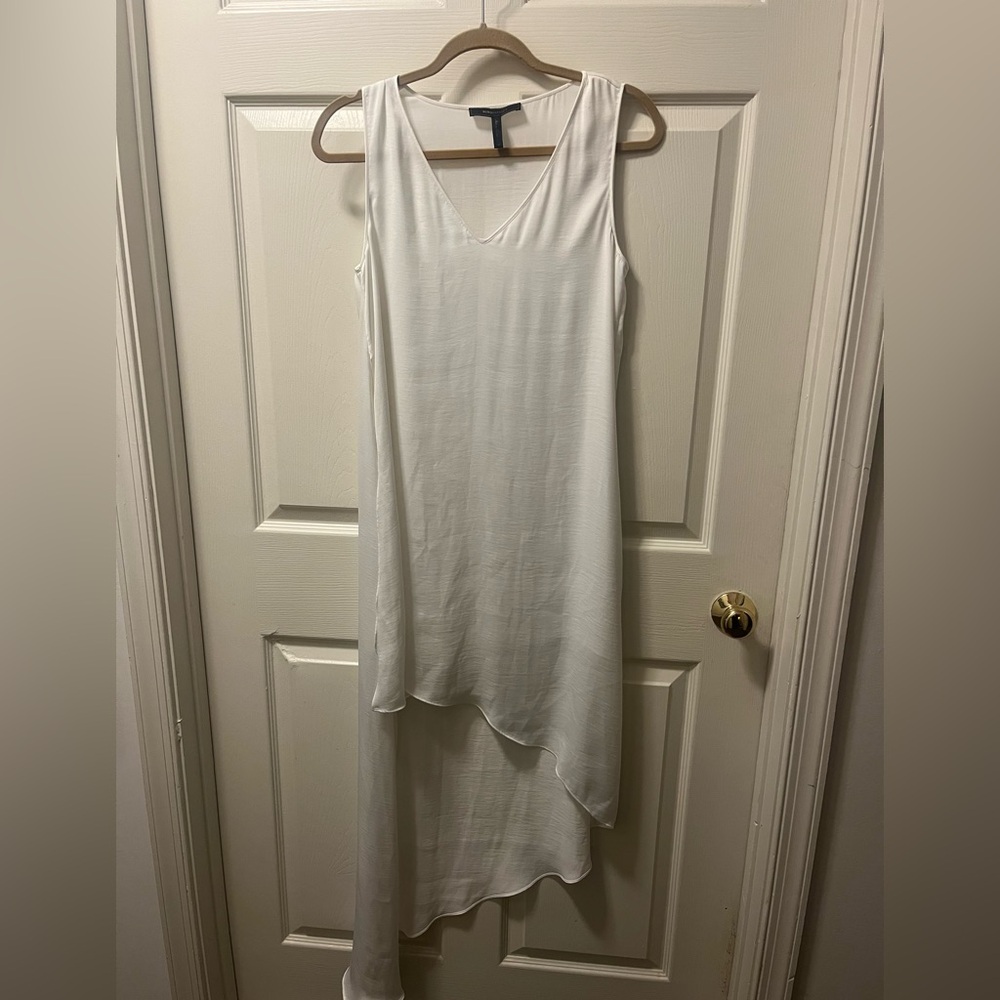 BCBGMaxAzria Asymmetrical White Lightweight Women’s Dress. Size XS